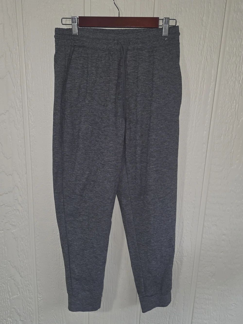 Men's Uniqlo Dark Gray Heather Sweatpants Joggers, Size Medium